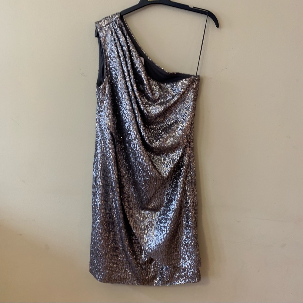 Pamella Roland Silver Sequin One‑Shoulder Dress – Size 12 - Picture 12 of 16